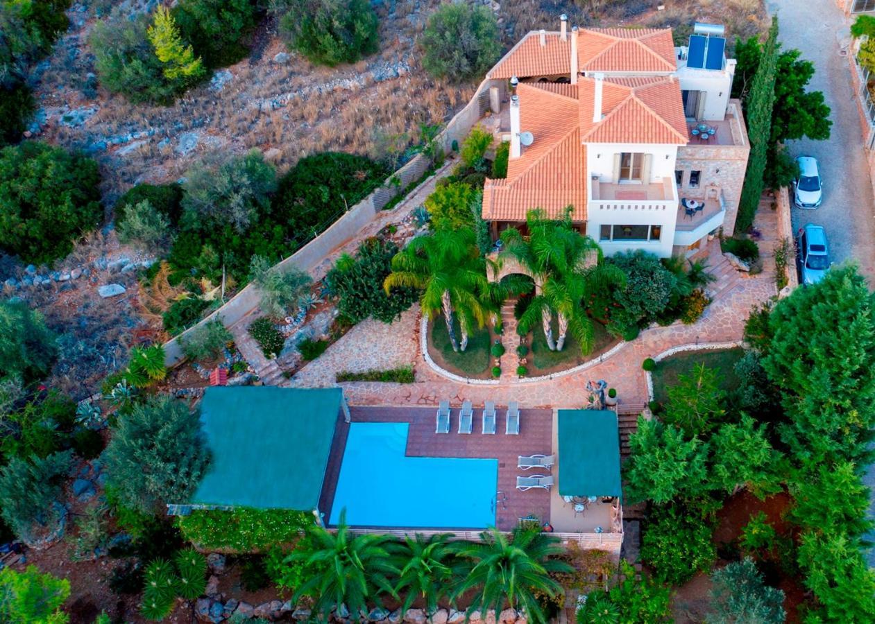 Villa Maira Luxurious With Private Swimming Pool Kórfos Exterior photo