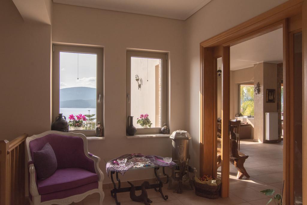 Villa Maira Luxurious With Private Swimming Pool Kórfos Exterior photo