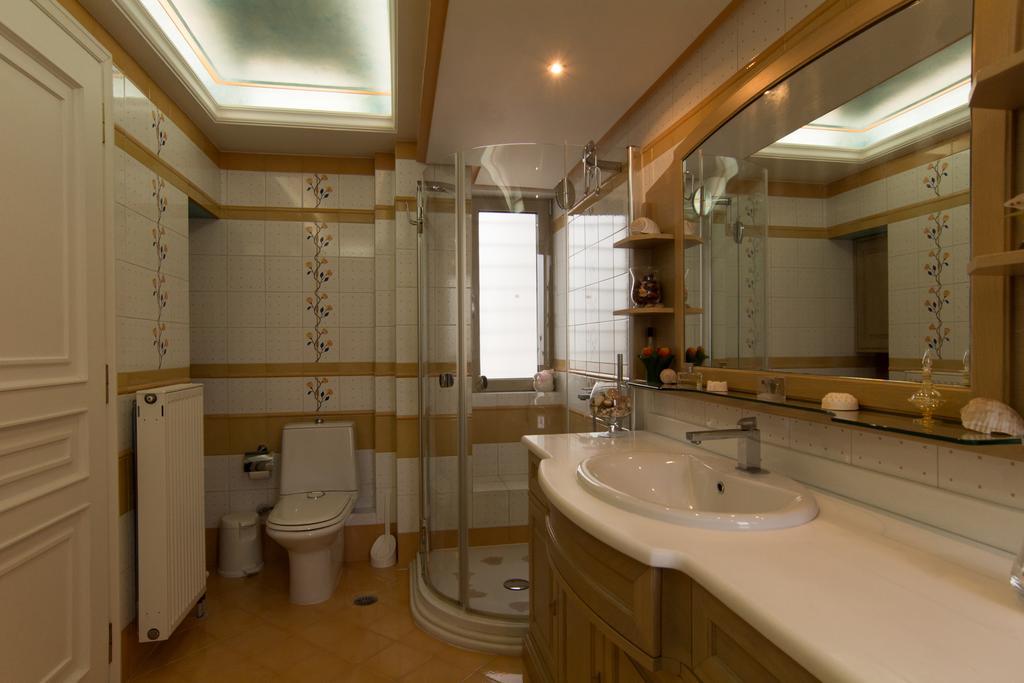 Villa Maira Luxurious With Private Swimming Pool Kórfos Exterior photo
