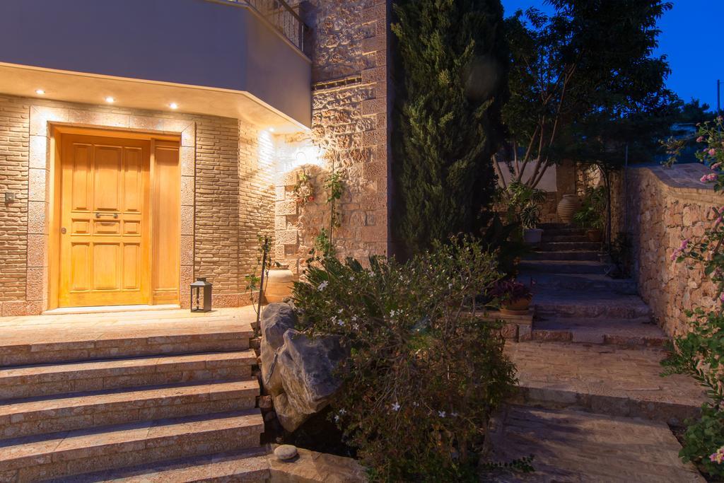 Villa Maira Luxurious With Private Swimming Pool Kórfos Exterior photo