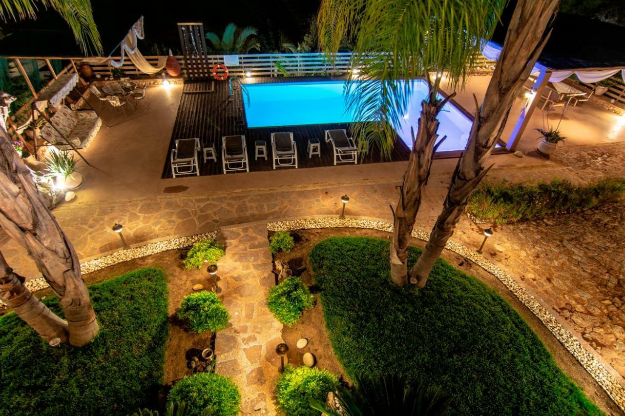 Villa Maira Luxurious With Private Swimming Pool Kórfos Exterior photo