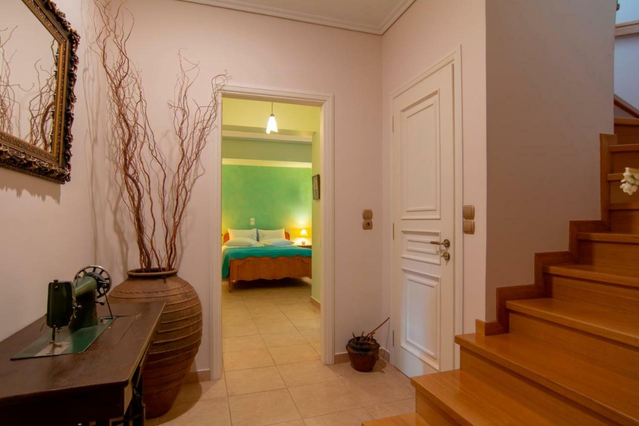Villa Maira Luxurious With Private Swimming Pool Kórfos Exterior photo